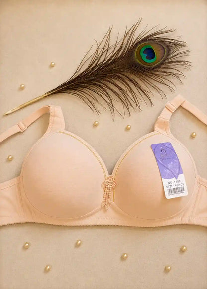 Silky Soft Push Up Bra / Seamless Padded