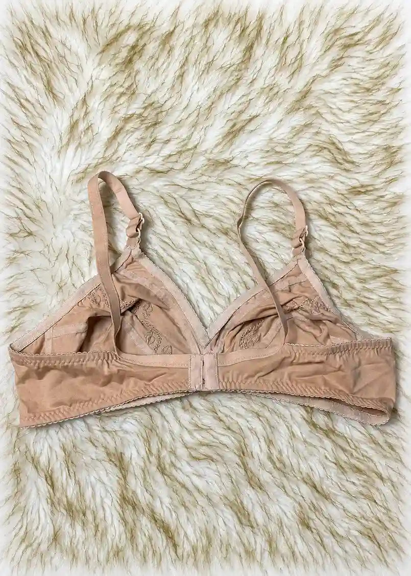 China Embroidered Full Coverage Comfort Bra for Women