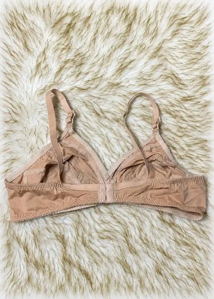 China Embroidered Full Coverage Comfort Bra for Women